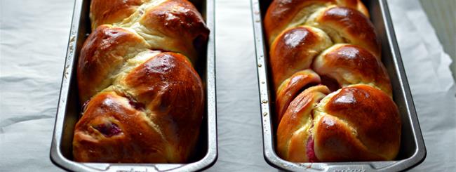How to Make Cranberry-Stuffed Challah
